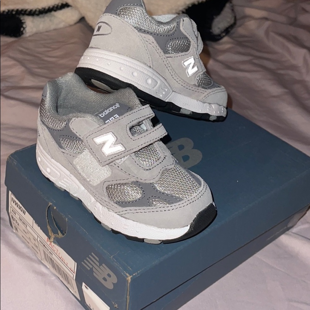 Toddler sneakers